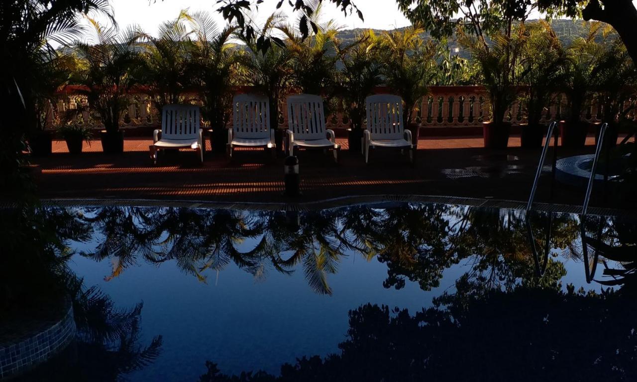 Hotel Bella Vista Mahābaleshwar Exterior foto